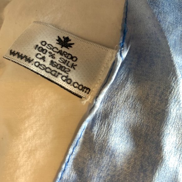 Silk Indigenous long scarf, feathers and dream-catchers, 4x2, Escardo - Picture 3 of 4